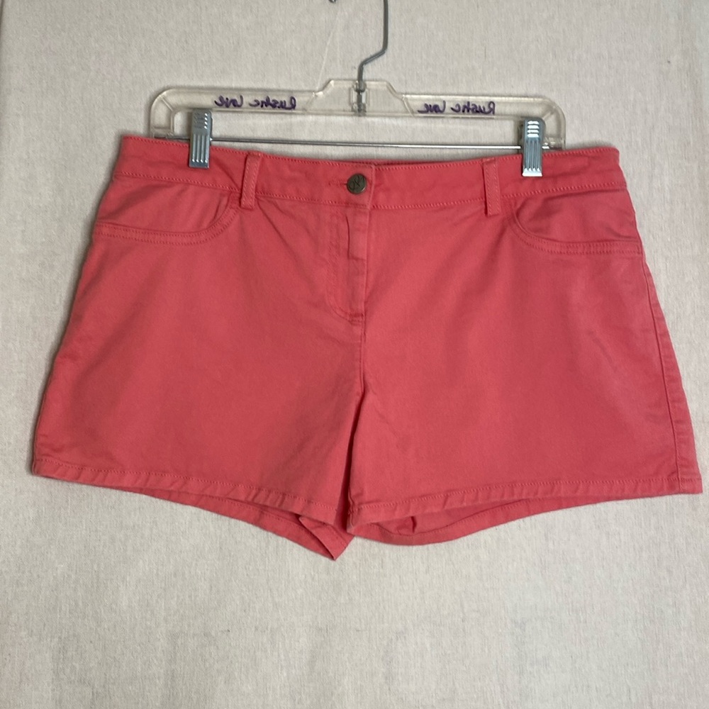 Sense Pink/Coral Shorts, Size 10